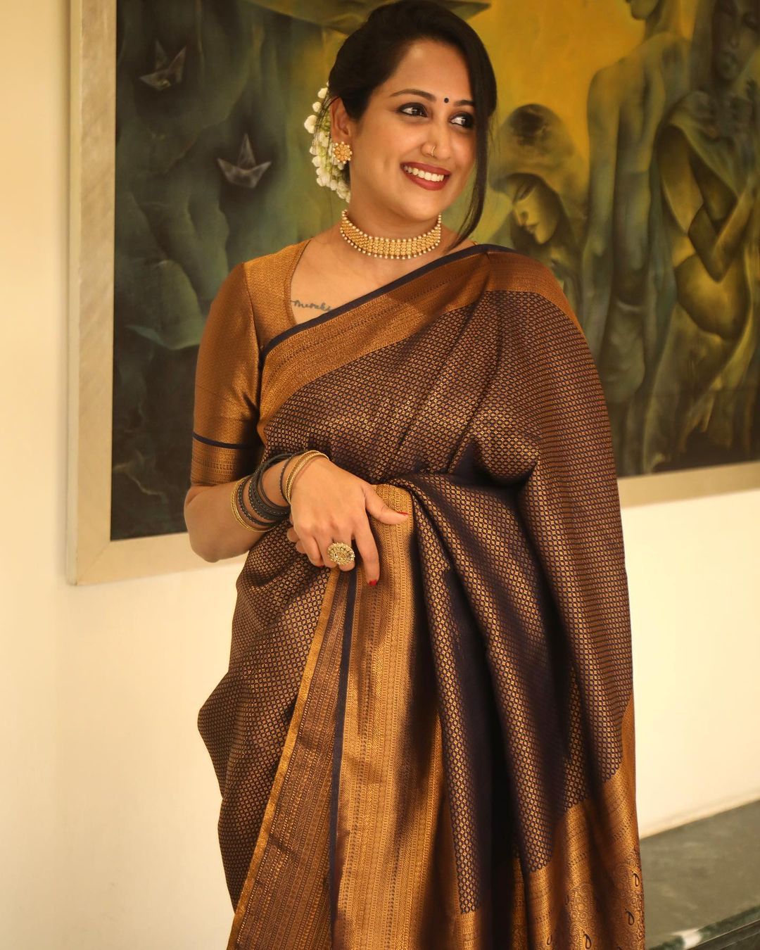 Charming Black Soft Kanjivaram Silk Saree With Surpassing Blouse Piece