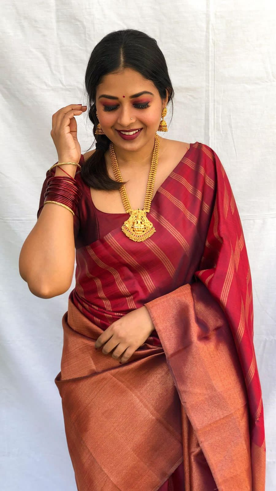 Groovy Maroon Soft Banarasi Silk Saree With Prominent Blouse Piece