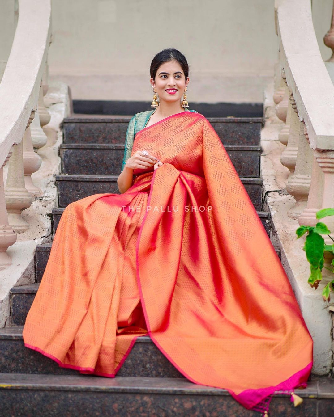 Brood Dark Pink Soft Silk Saree with Bucolic Blouse Piece