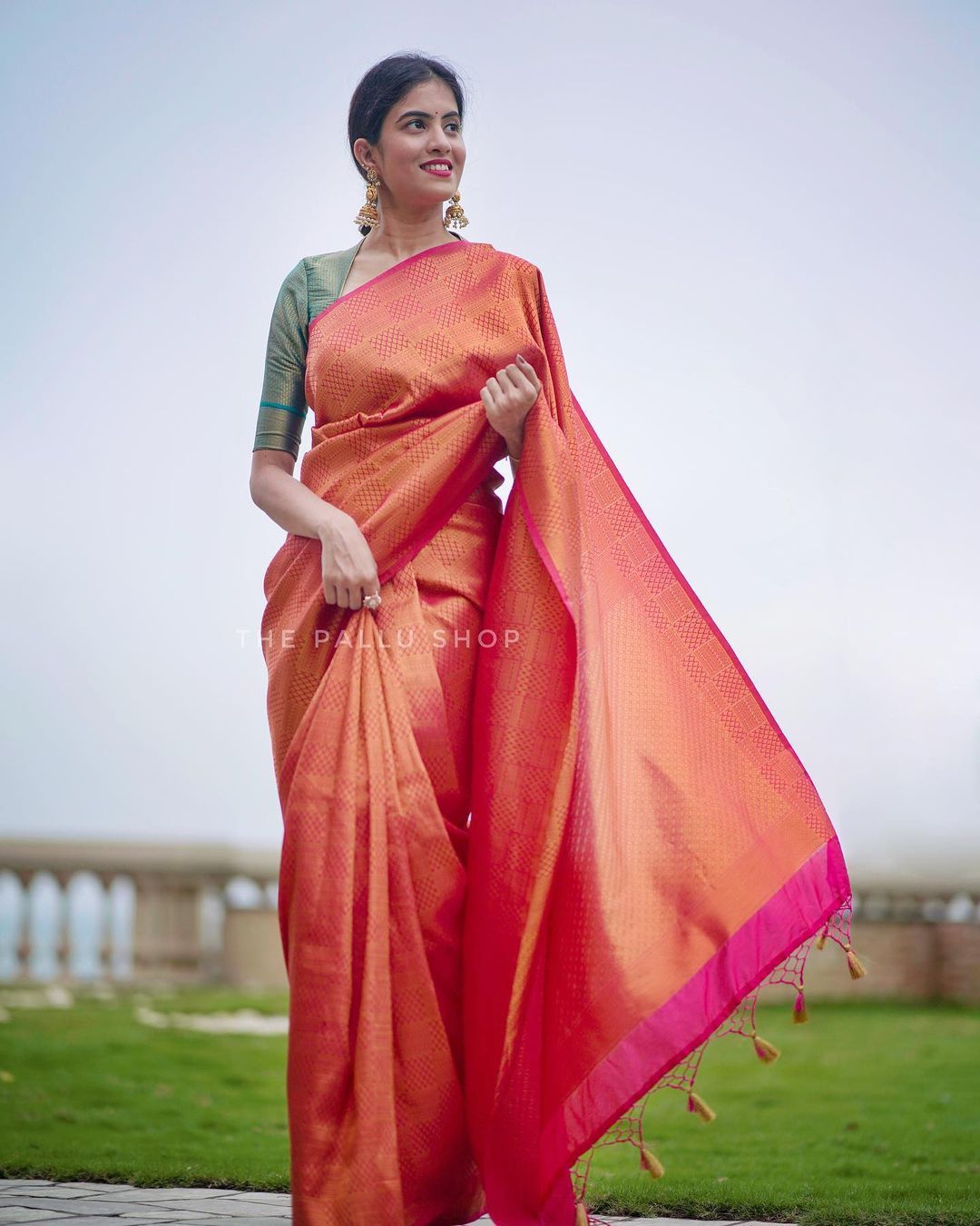 Brood Dark Pink Soft Silk Saree with Bucolic Blouse Piece