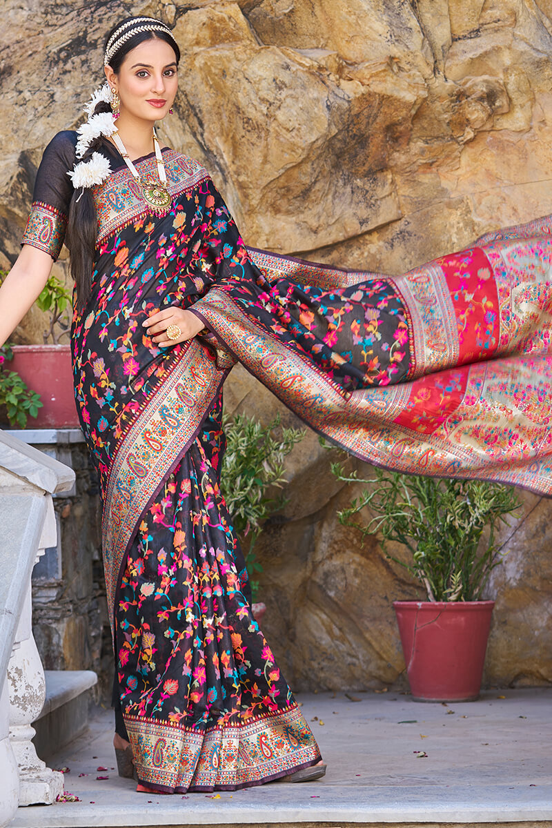 Stylish Black Pashmina saree With Scrumptious Blouse Piece