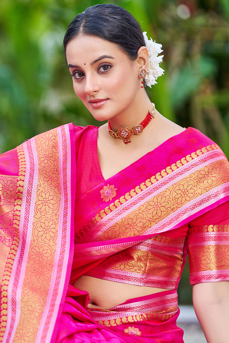 Appealing Dark Pink Kanjivaram Silk Saree With Ideal Blouse Piece