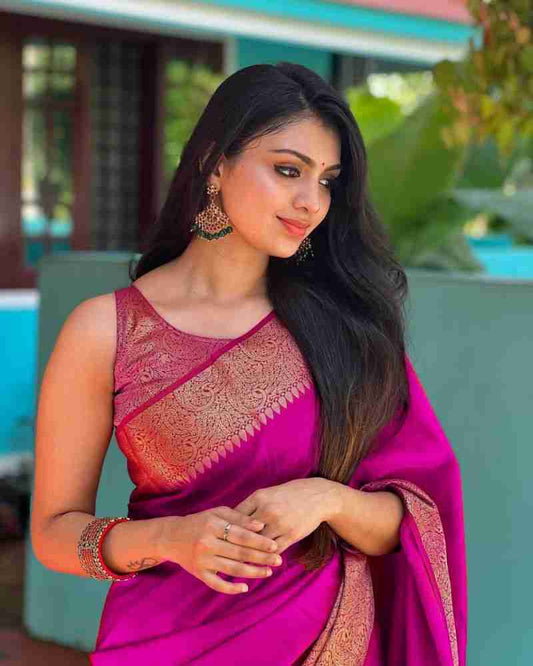 Amazing Dark Pink Soft Silk Saree With Hypnotic Blouse Piece