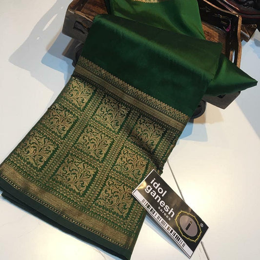 Demesne Green Soft Silk Saree With Lassitude Blouse Piece