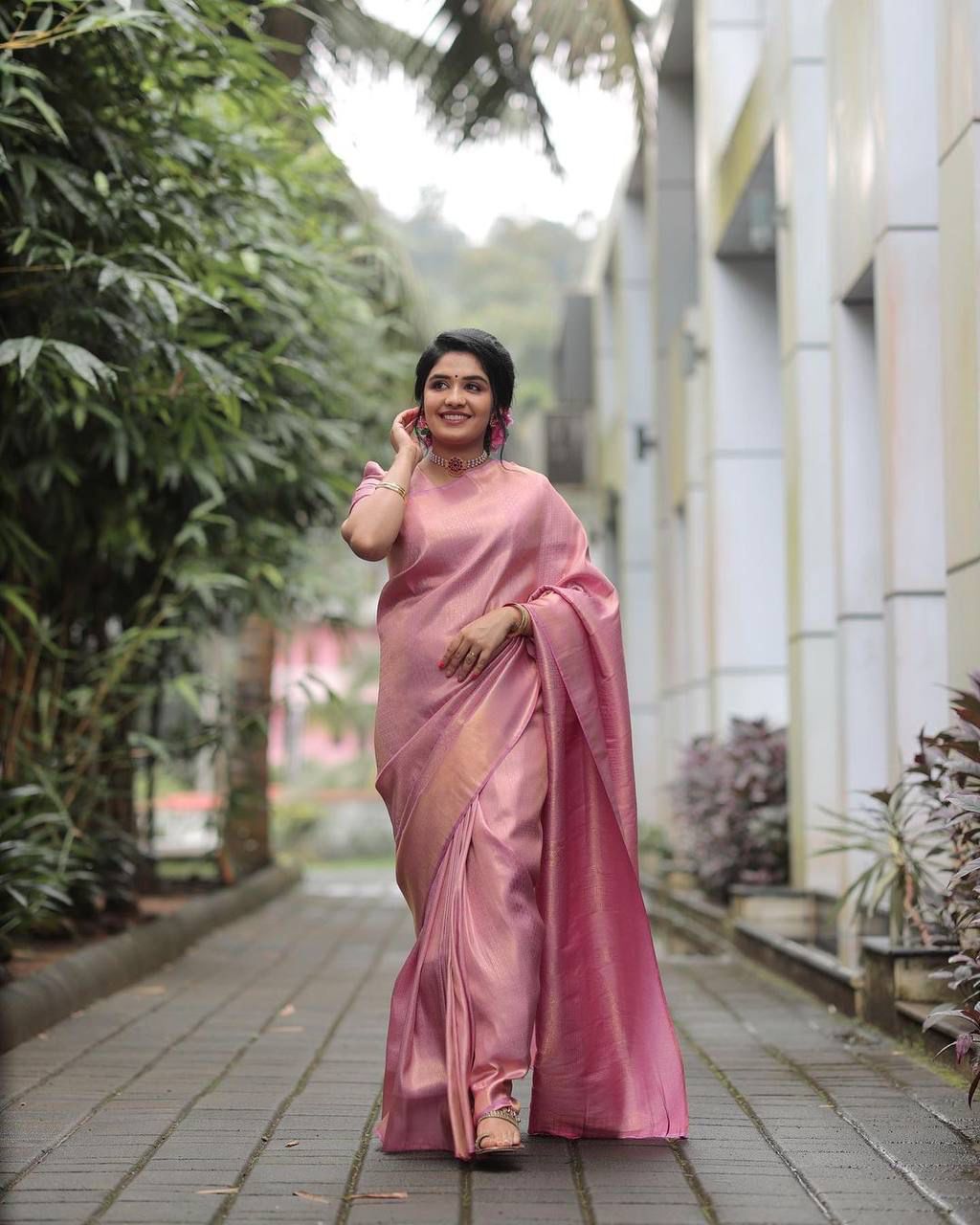 Bucolic Pink Soft Silk Saree With Forbearance Blouse Piece