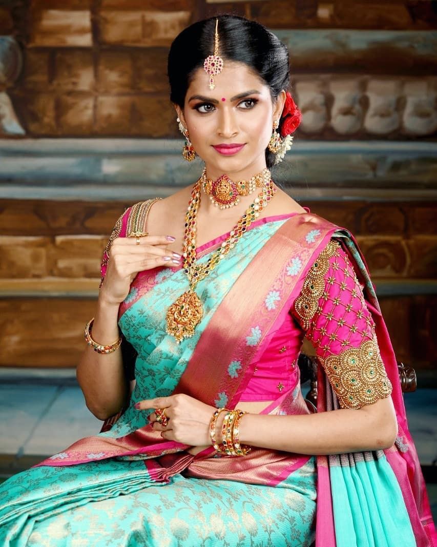 Delectable Sky Soft Silk Saree With Fancifull Blouse Piece