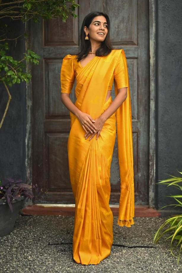 Confounding Yellow Soft Silk Saree With Pleasurable Blouse Piece