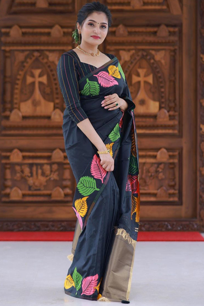 Exceptional Black Soft Silk Saree With Beautiful Blouse Piece