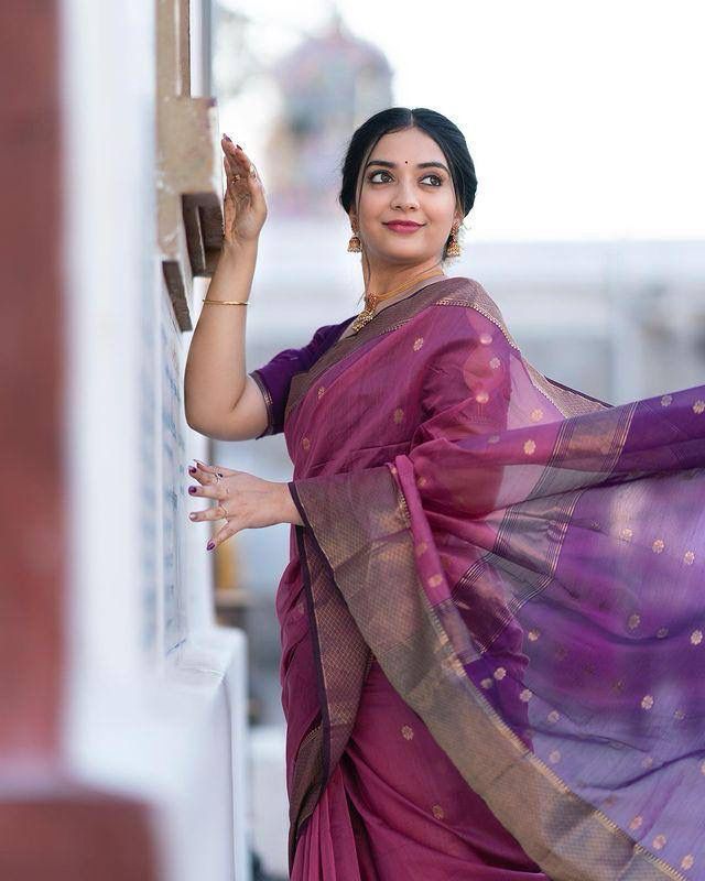 Whimsical Lavendor Soft Silk Saree With Scrupulous Blouse Piece