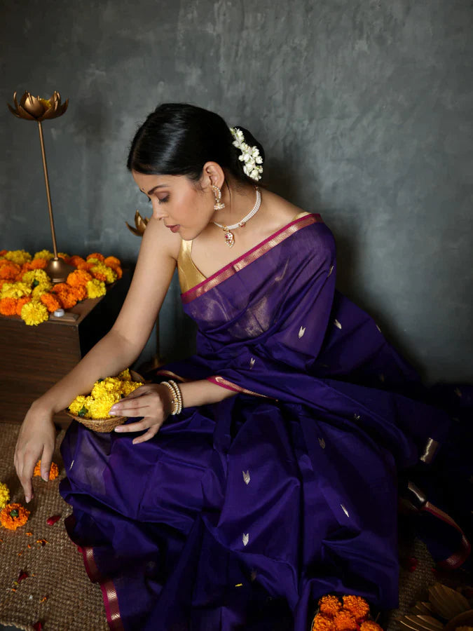 Classic Navy Blue Cotton Silk Saree With Exceptional Blouse Piece