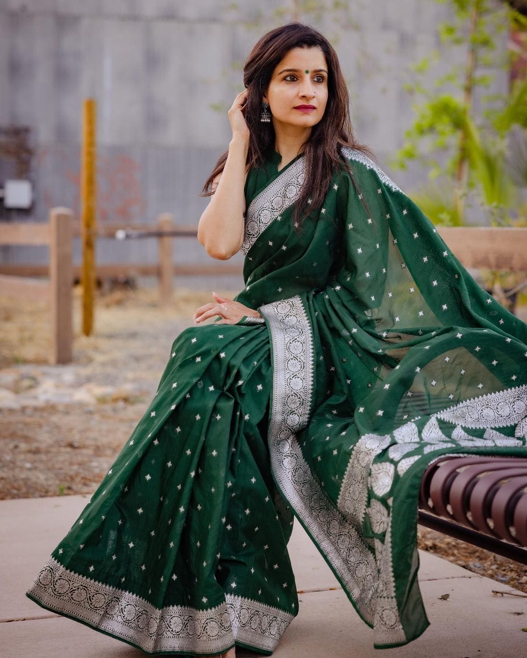 Moiety Green Cotton Silk Saree With Sensational Blouse Piece