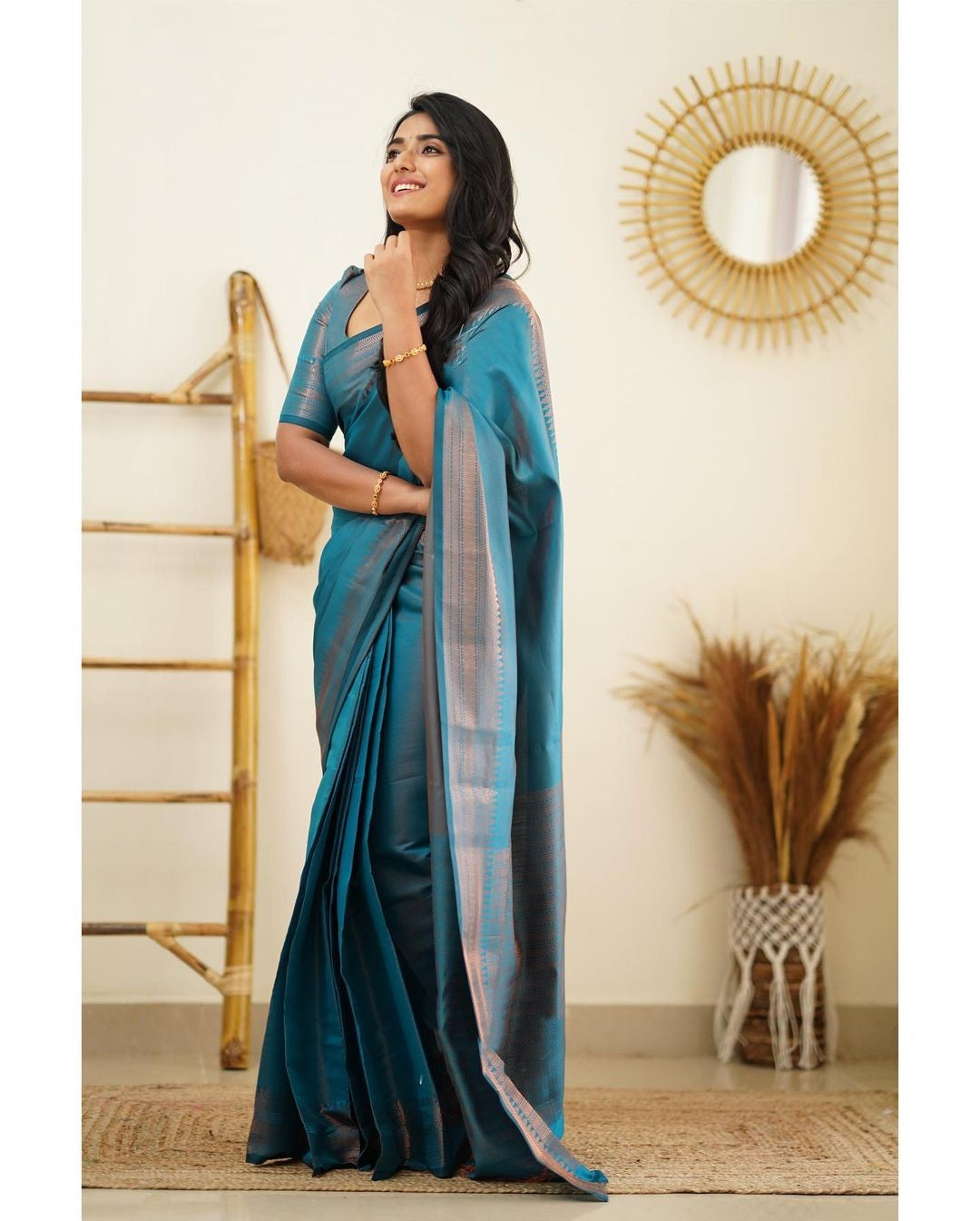 Luxuriant Firozi Soft Silk Saree With Elaborate Blouse Piece