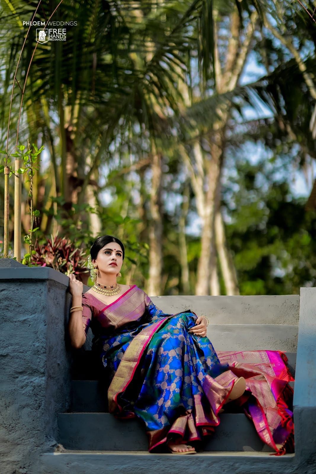 Elegant Blue Soft Banarasi Silk Saree With Pleasant Blouse Piece