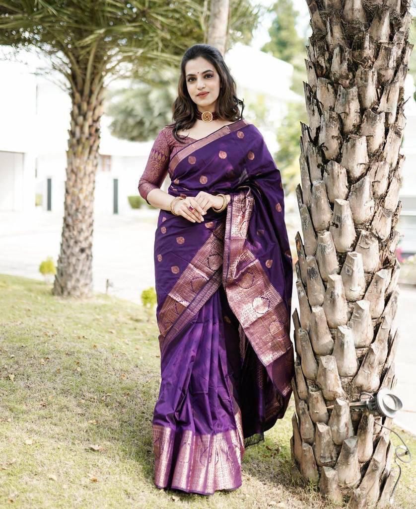 Amiable Purple Soft Silk Saree With Divine Blouse Piece