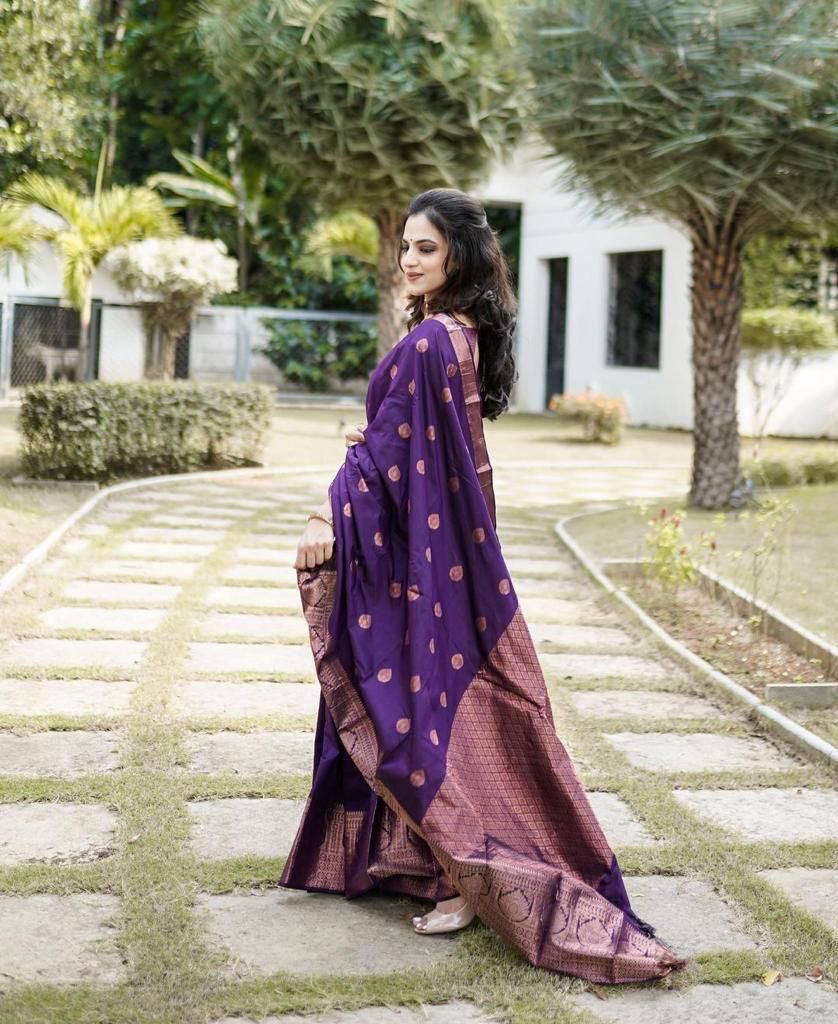 Amiable Purple Soft Silk Saree With Divine Blouse Piece