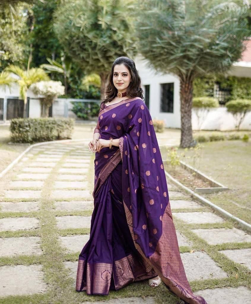 Amiable Purple Soft Silk Saree With Divine Blouse Piece