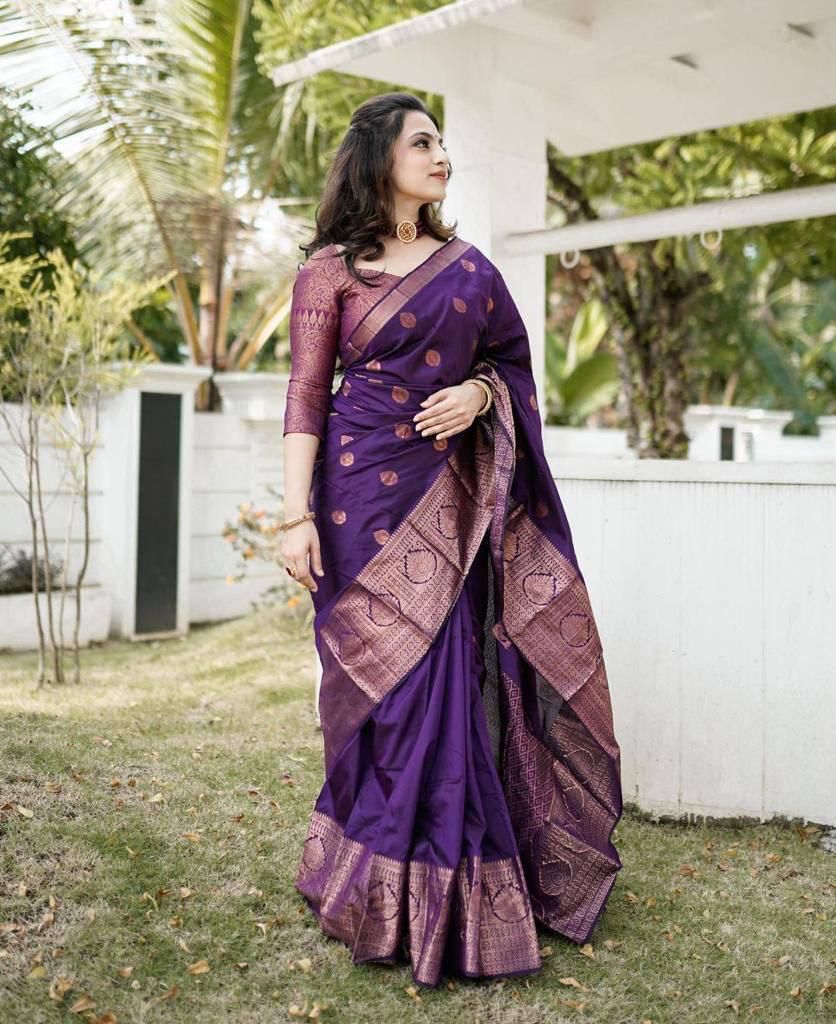 Amiable Purple Soft Silk Saree With Divine Blouse Piece