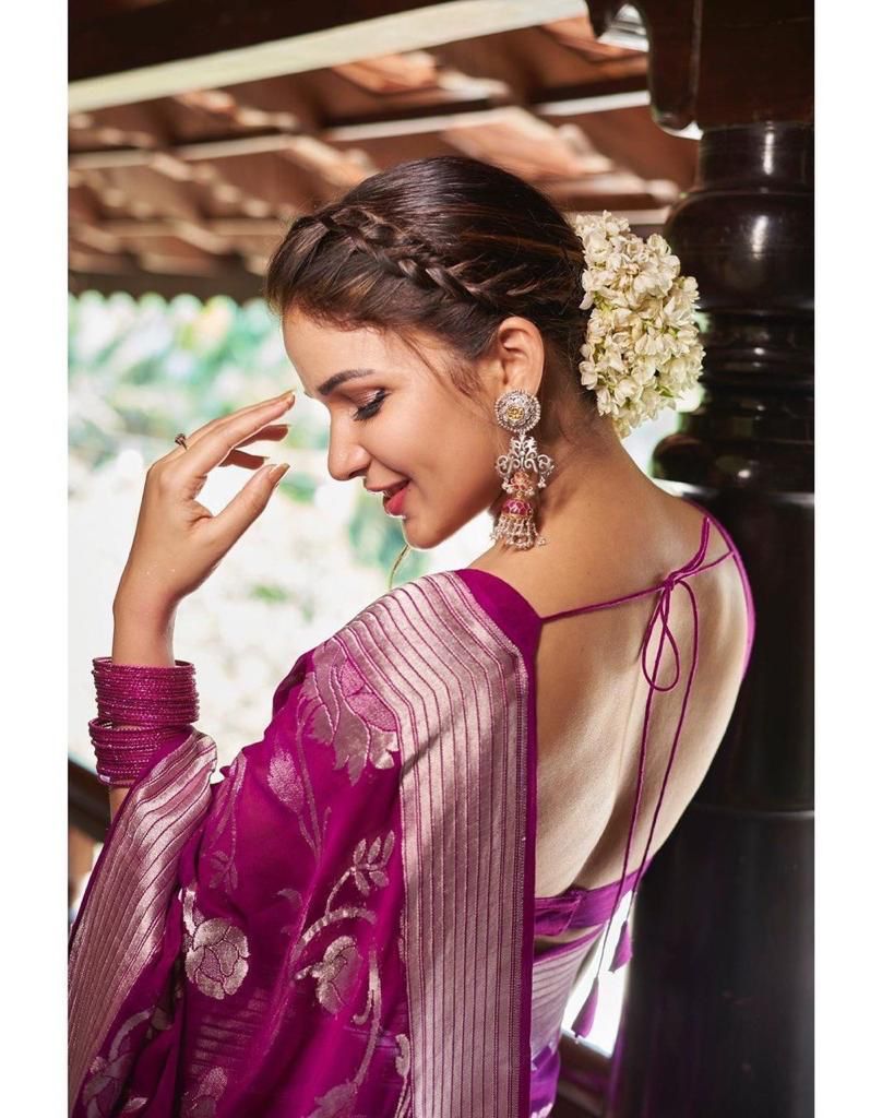 Lassitude Purple Banarasi Silk Saree With Lovely Blouse Piece