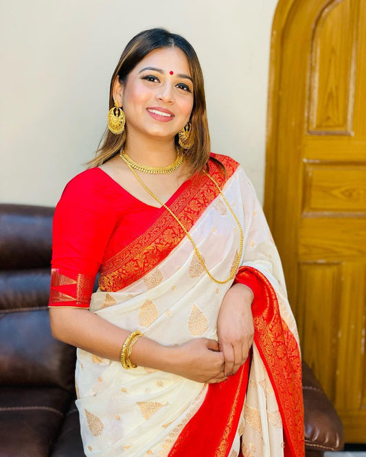 Surreptitious White Soft Banarasi Silk Saree With Artistic Blouse Piece