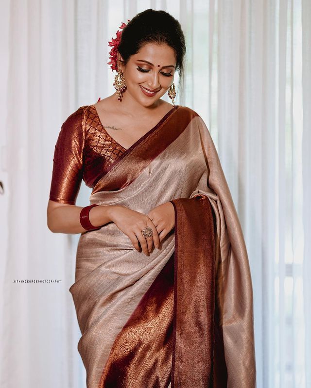 Traditional Beige Soft Silk Saree with Lissome Blouse Piece