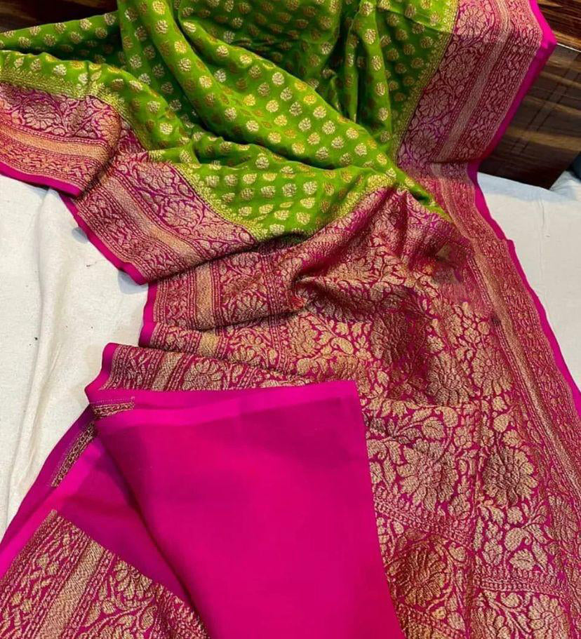 Sempiternal Perrot Soft Banarasi Silk Saree With Desirable Blouse Piece