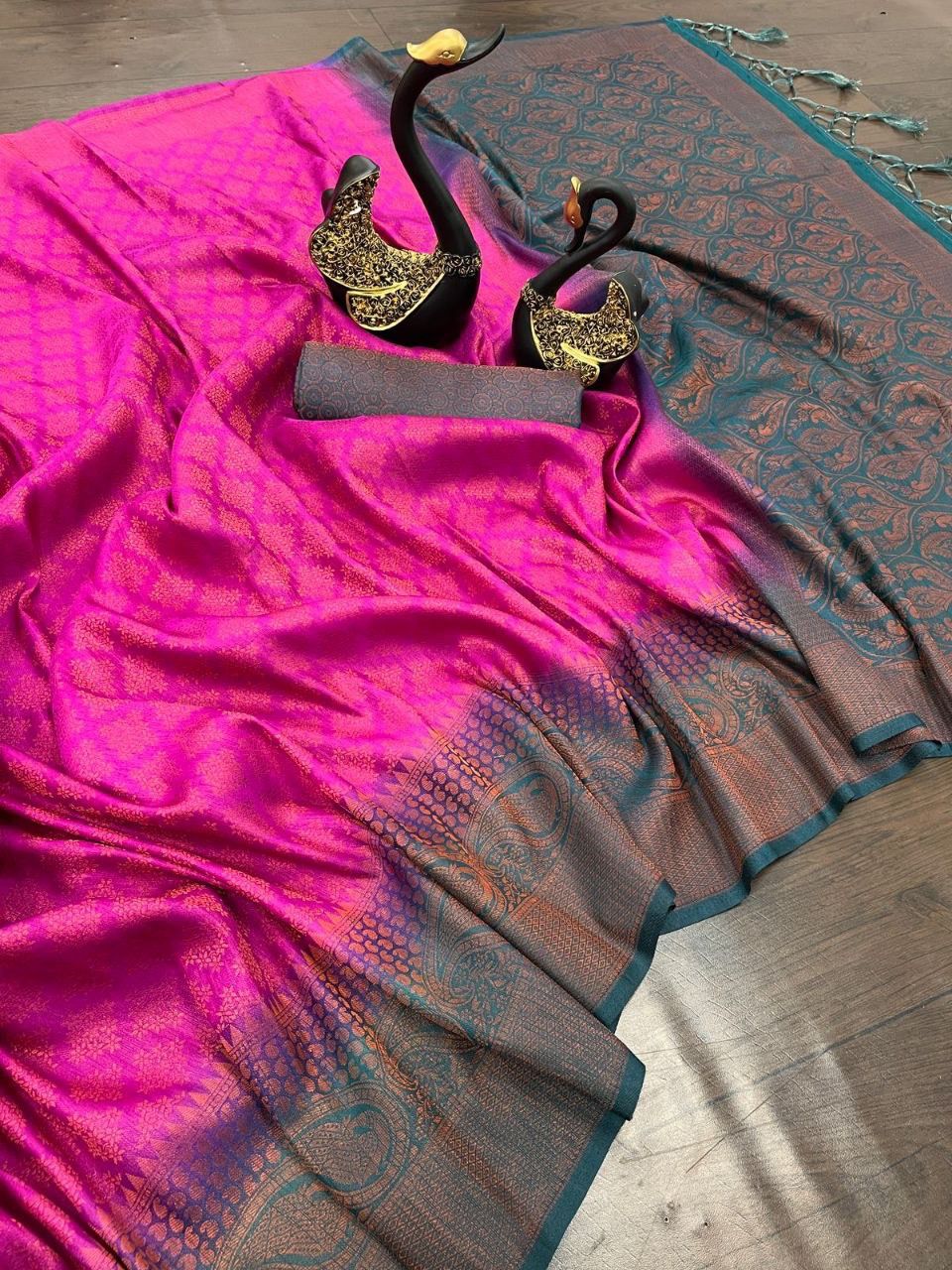 Propinquity Dark Pink Soft Banarasi Silk Saree With Capricious Blouse Piece