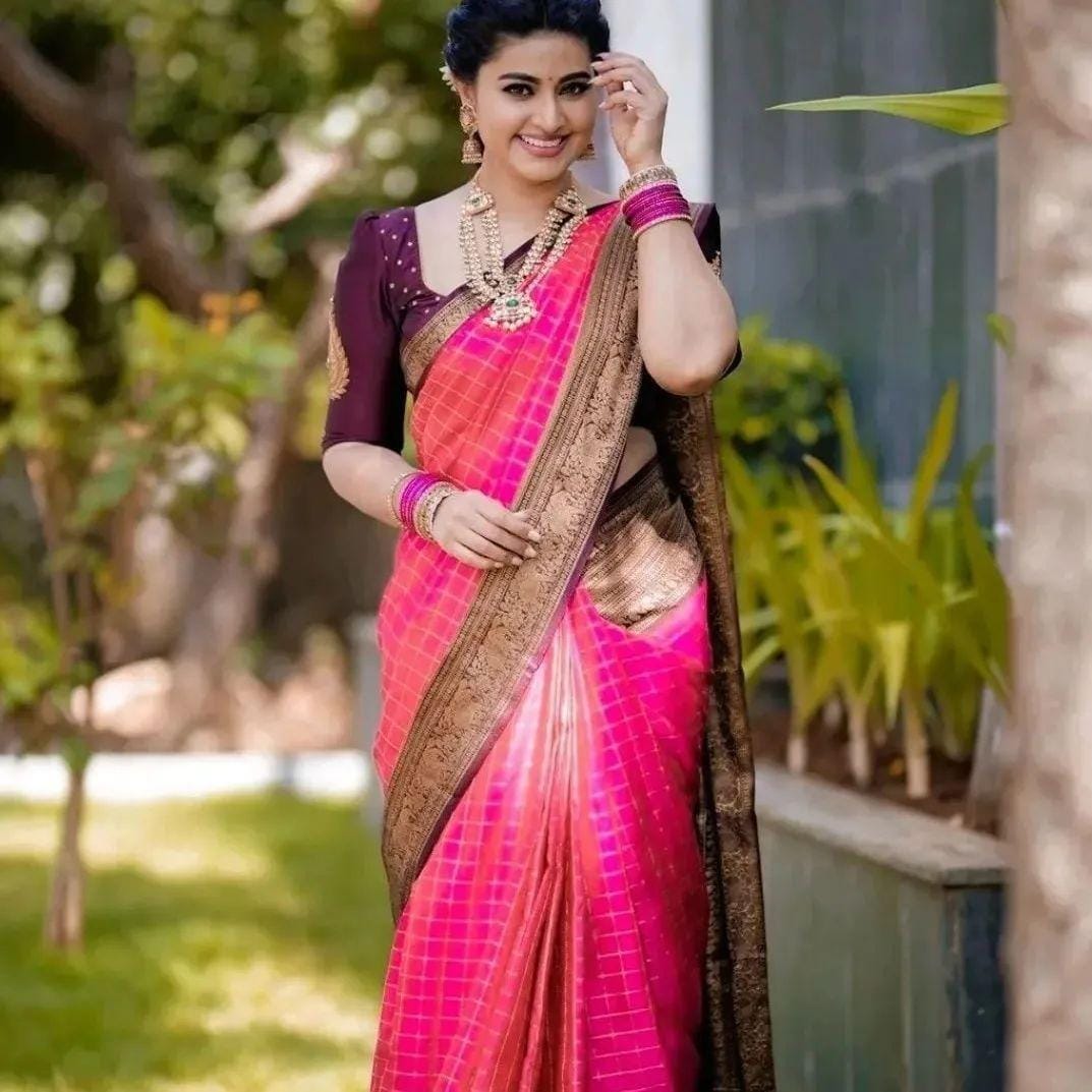 Admirable Pink Soft Silk Saree With Artistic Blouse Piece