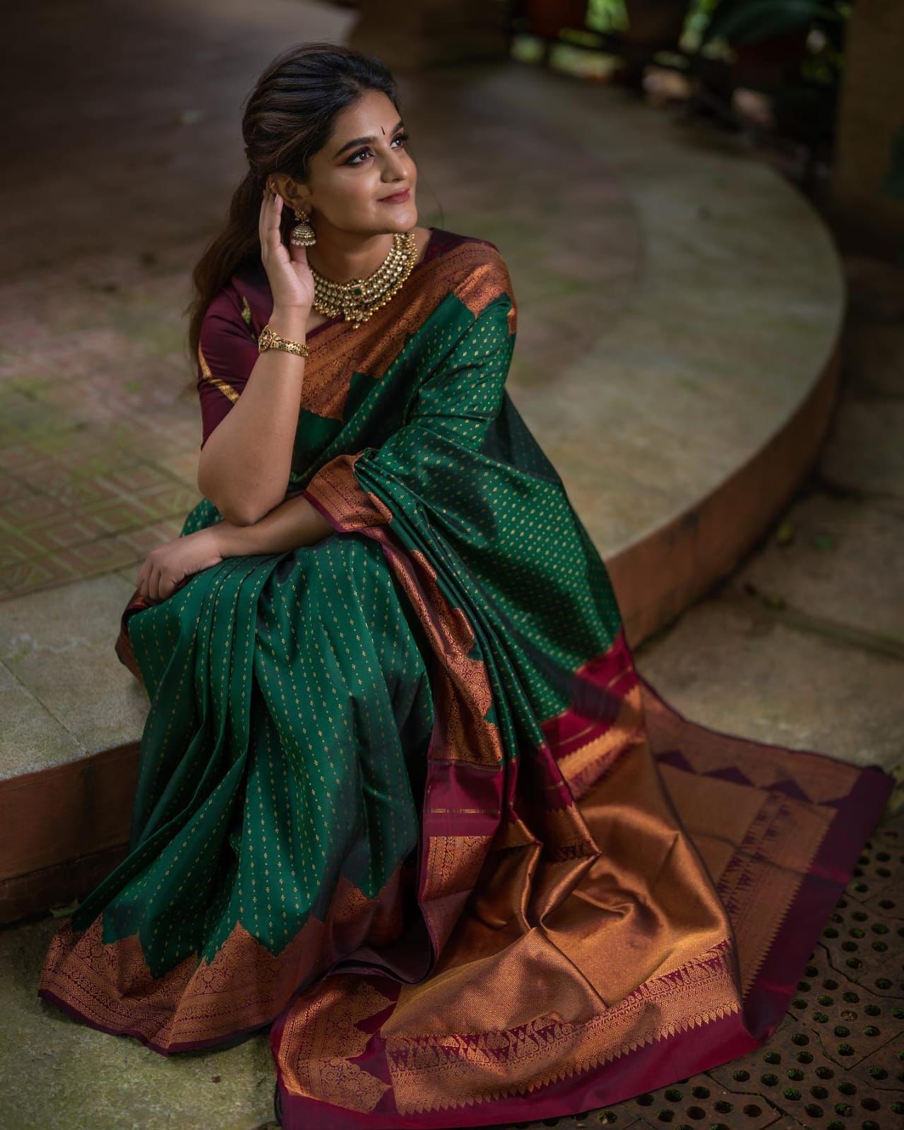 Stunning Green Soft Silk Saree With Innovative Blouse Piece