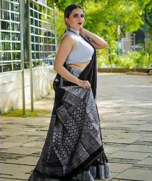 Desirable Black Soft Banarasi Silk Saree With Attractive Blouse Piece