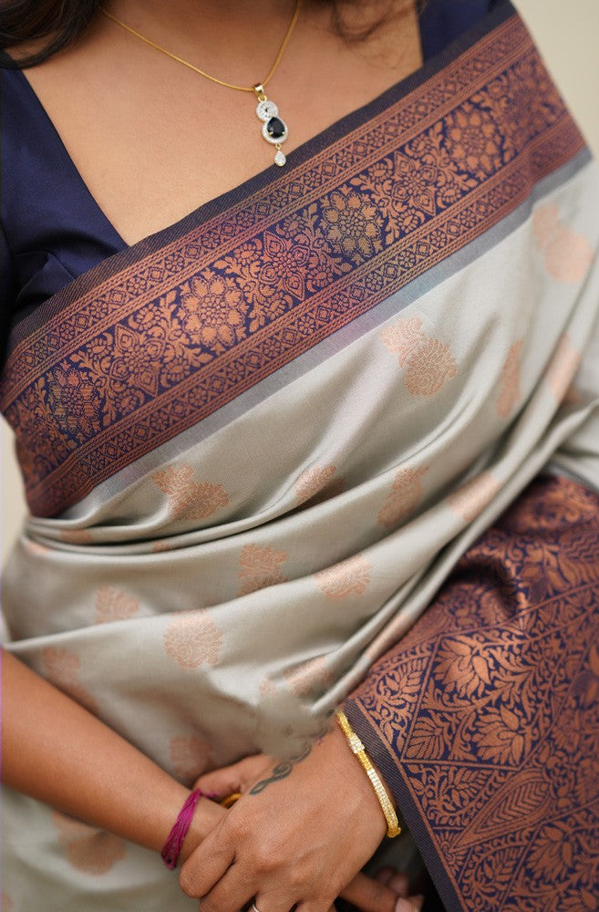 Sumptuous Beige Soft Banarasi Silk Saree With Delectable Blouse Piece